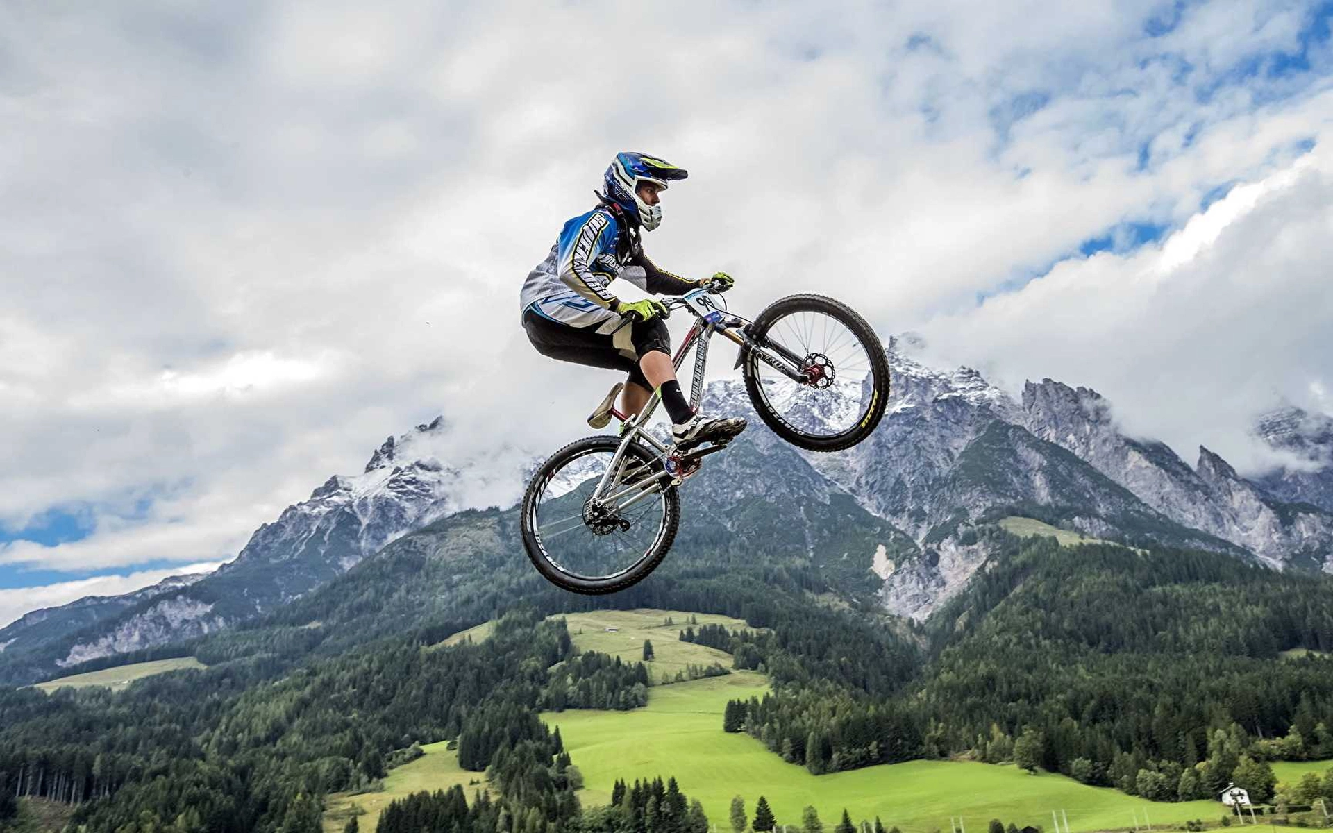 mountainbiking