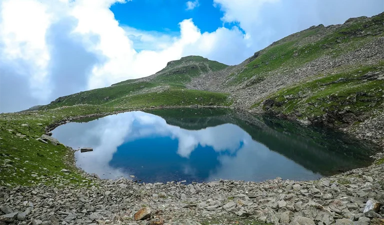 Bhrigu-Lake-Trek-3