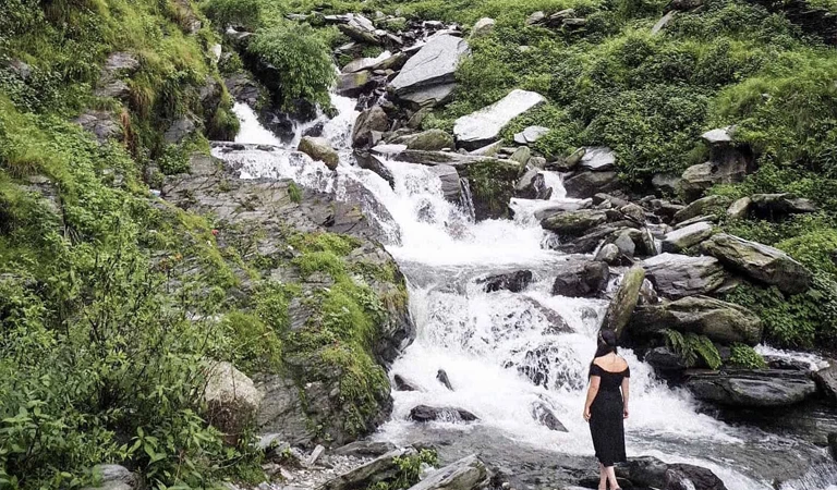 Bhagsunag-Waterfall-Mcleodganj